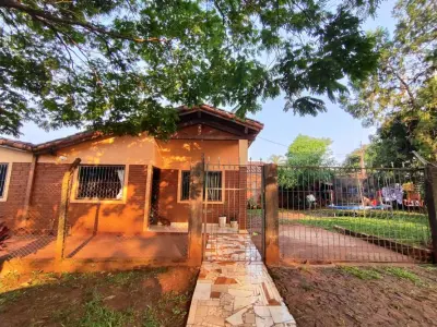 Casa à venda em esquina em Cambyretá, Barrio Los Maestros 3