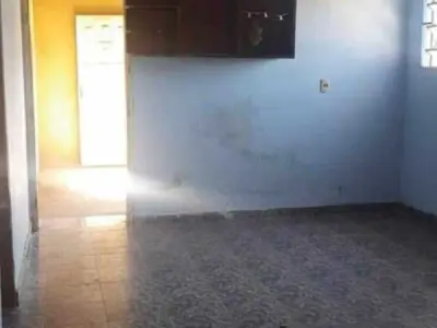 Casa en venta en esquina en Ñemby, Central 4