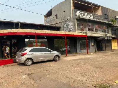 House for sale on a corner in Vista Alegre, Asunción 3