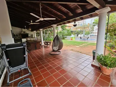 Casa en venta en esquina, zona Goethe, San Jorge 4