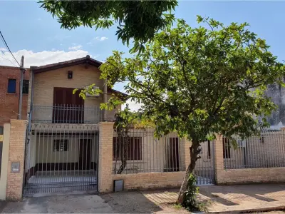 House for sale in Estanzuela, Fernando de la Mora 2