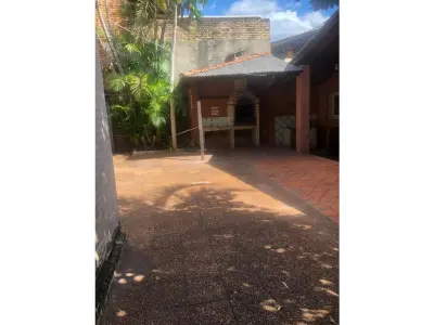 House for sale in Fernando de la Mora, North area 3