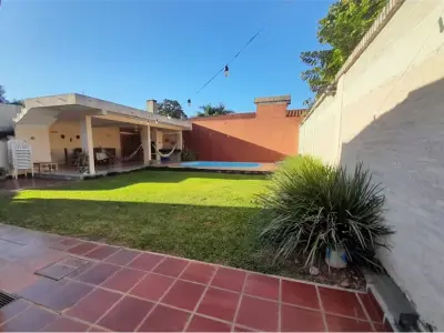 Casa en venta en Fernando de la Mora, zona Norte 4