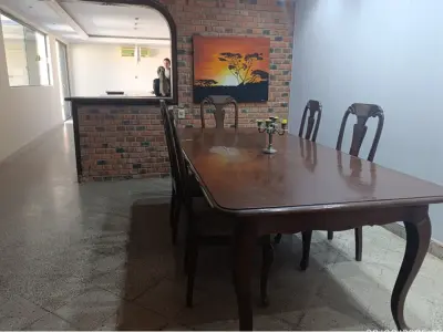 Casa à venda em Fernando de la Mora, zona norte 4