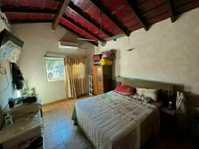 Casa à venda em Fernando de la Mora, zona sul 2