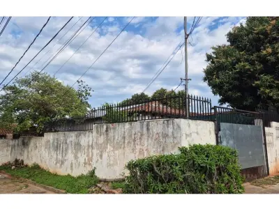Casa à venda em Fernando de la Mora, zona sul 4