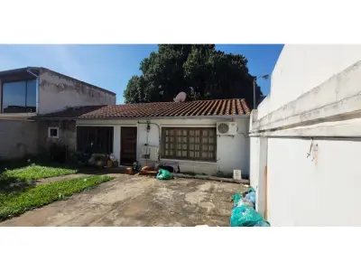 Casa en venta en Fernando de la Mora, zona sur 3