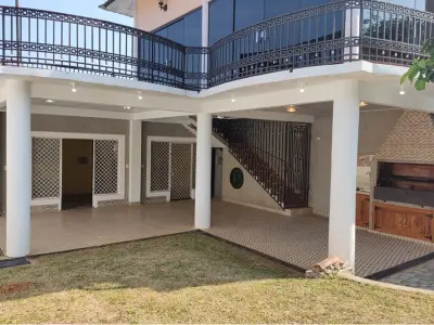 House for sale in Fernando de la Mora, south area 2