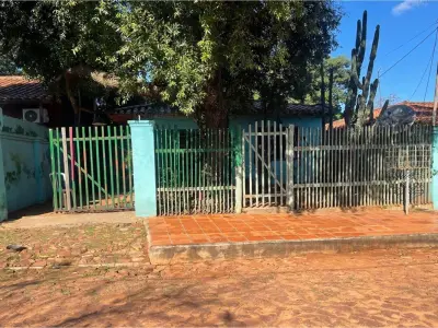 Casa à venda em Guarambaré, Central 2