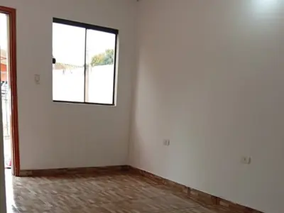 House for sale in Isla Bogado, Luque, with 2 bedrooms 4