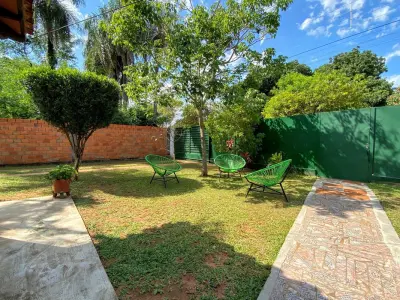 Casa en venta en Isla Bogado, Luque, con 4 dormitorios 4