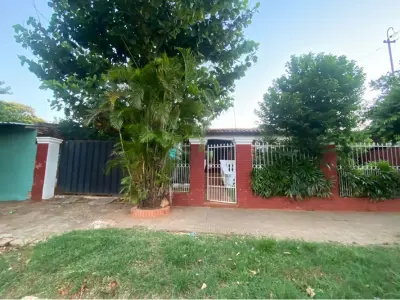 Casa en venta en Isla Bogado, Luque 3