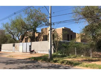 Casa en venta en Itá Enramada, Asunción 2