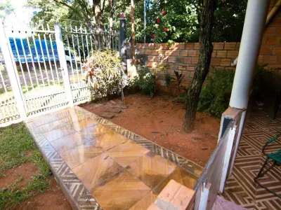 Casa à venda em Itauguá com 3 dormitórios 4