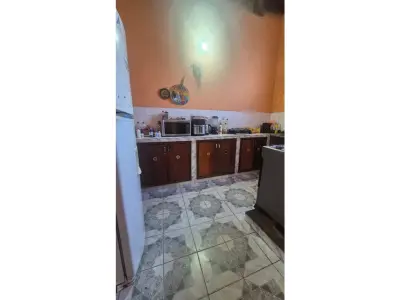 Casa en venta en Itauguá, Ybyratý, con 4 dormitorios 4