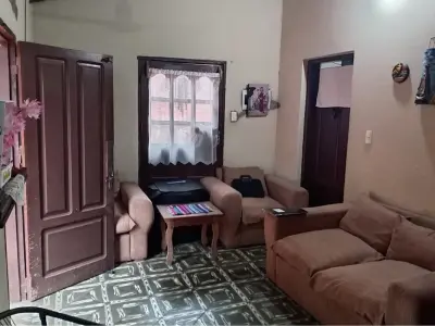 House for sale in Jukyty, Areguá, with garden and quincho 4
