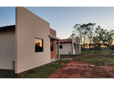 Casa en venta en Karaguatayty, Itá, con jardín 2