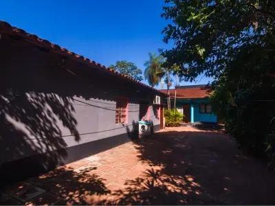 Casa en venta en Kennedy, Encarnación 2