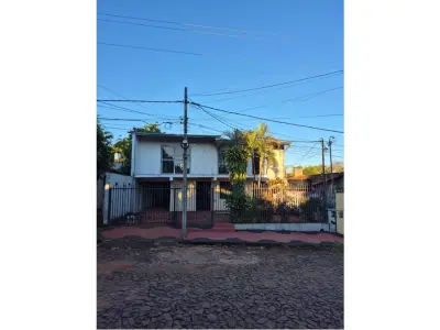Casa en venta en Km 4 Monday, Presidente Franco 3