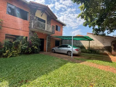 House for sale in Laguna Grande, Fernando de la Mora 3