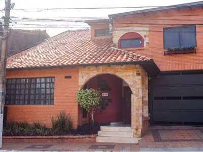 Casa à venda em Lambaré, B° Villa Virginia 3