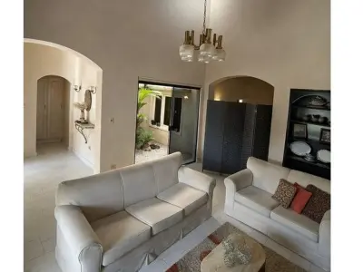 Casa à venda em Lambaré, bairro Felicidad 3