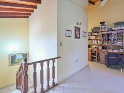 Casa à venda em Lambaré, bairro Kennedy | 600 m² 4