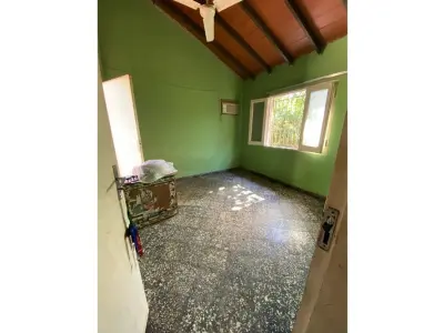 House for sale in Lambaré, San Isidro neighborhood 3