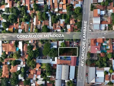 Casa en venta en Lambaré con 4 dormitorios 3