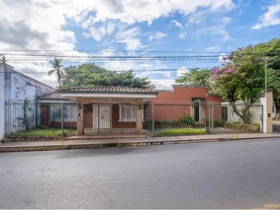 Casa à venda em Lambaré com duas casas independentes 2