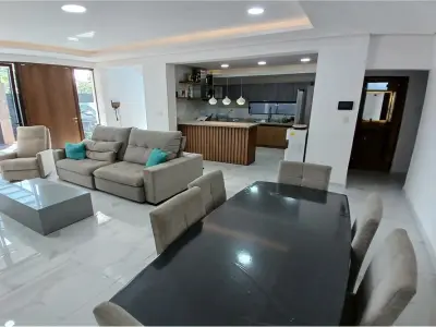 Casa à venda em Lambaré, região da Prefeitura 2