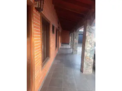 Casa à venda em Las Colinas, Loma Pytá, Assunção 4