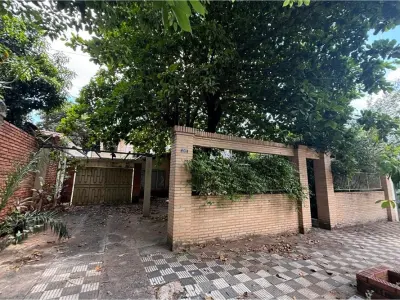 Casa à venda em Las Lomas, Carmelitas, Assunção 2