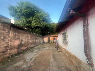 Casa en venta en Laurelty, Luque 4
