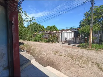Casa en venta en Laurelty, Luque 4