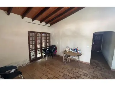 Casa en venta en Loma Merlo, Luque 4