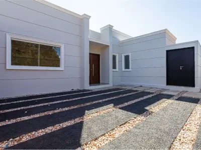 Casa en venta en Loma Merlo, Luque, con 3 dormitorios 2