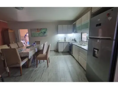 Casa à venda em Loma Plata, região de Kleefeld 4