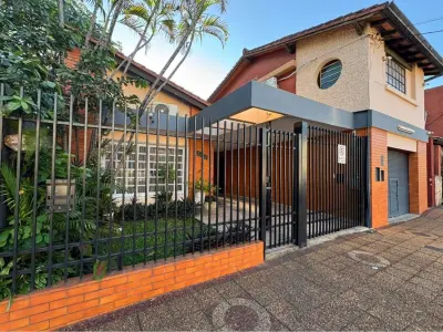 Casa à venda em Los Laureles, Asunción 2