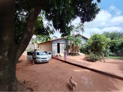 Casa en venta en Los Nogales, San Lorenzo 4