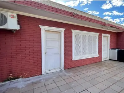 House for sale in Luque, 4 bedrooms 4