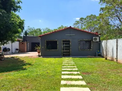 Casa en venta en Luque, barrio Costa Sosa 2