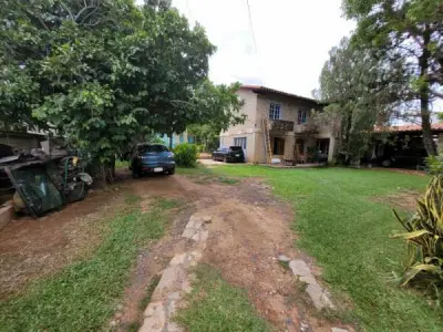 5-Bedroom Home for Sale in Luque, Campo Grande 3