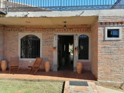 Casa en venta en Luque, Cañada San Rafael 3