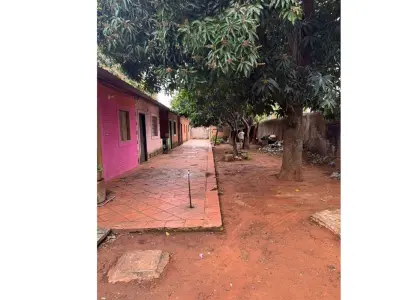 Casa en venta en Luque con dos propiedades contiguas 3