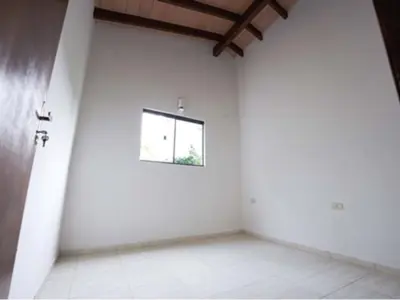 Casa en venta en Luque Itapuami VI, 2 dormitorios 4