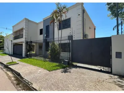 Casa à venda em Luque, Maramburé, com 6 dormitórios 3