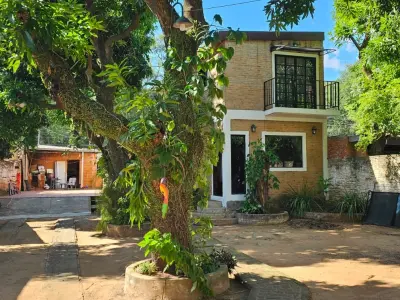 Casa à venda em Luque, Terceiro Bairro, lote de rua a rua 3
