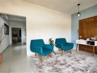 Casa à venda em Luque, região Conmebol 3