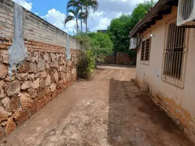Casa à venda em Luque, zona Los Jardines 2